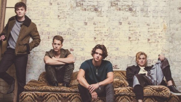 百萬粉絲高人氣,平均年齡22歲的小鮮肉!英國搖滾男孩樂團The Vamps 10月將首度登台