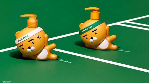 做瑜伽做到滿頭大汗的萊恩太萌了!THE FACE SHOP x KAKAO FRIENDS夏日運動聯名系列,立體造型沐浴乳光看了就開心