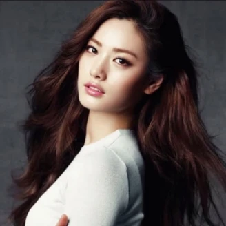 韓女團After School成員Nana拿下「2014年世界百大最美臉蛋」冠軍！