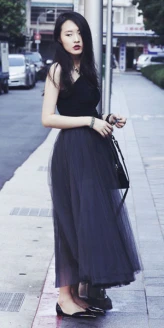 【Dappei街拍！】 高跟鞋out！台系質感女孩示範6款平底鞋霸氣穿搭法是...！