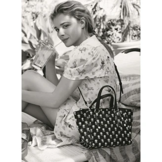 Coach電影級廣告海報第二彈~這回居然找來超殺女克蘿伊啊！