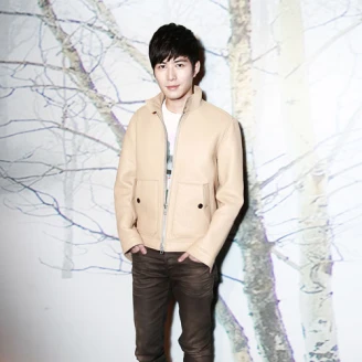 少女時代秀英、超模秦舒培...Coach 2015秋冬紐約時裝週群星閃耀