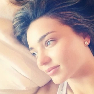 女星5分鐘層疊保養法 睡前油封隔日褒出Q彈肌 