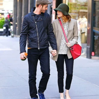 【情人街穿搭】年度最佳！蜘蛛人情侶檔艾瑪史東和安德魯加菲爾的甜蜜示範！