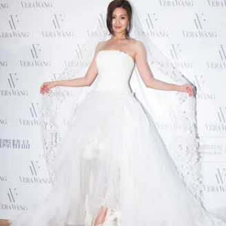 VERA WANG 2015春夏婚紗 見證每一刻的幸福時光