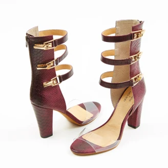 孫芸芸化身性感實驗室教授 大玩MISS SOFI混鞋時尚