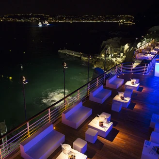 盟可睞攜手名人做慈善， CINEMA AGAINST AIDS晚宴星光熠熠！