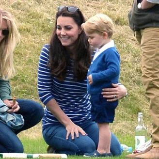 原來是這雙！喬治小王子的鞋品牌好親民