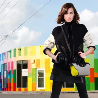 Longchamp 2015秋冬廣告超吸睛！Alexa Chung完美演繹輕鬆隨興的時尚態度