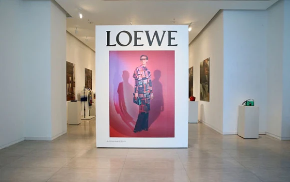 LOEWE 2015 秋冬女裝，大玩新狂野科學實驗風
