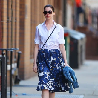 夏服也能搭出秋季感！來自安海瑟威的入秋穿搭靈感