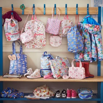 開學囉！Cath Kidston多樣趣味繽紛印花帶給你雀躍好心情