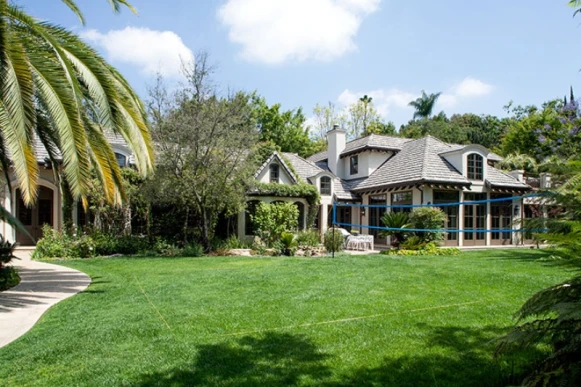 計算機不會按,瑪丹娜豪宅待售價格嚇歪嘴