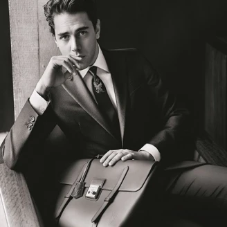 札克維多藍一放電LOUIS VUITTON皮件大掀熱潮！