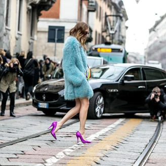 看看時尚潮人怎麼穿 原來甜美的糖果色也可以很有個性