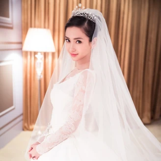 Angelababy與黃曉明的婚禮珠寶大有來頭，遠自法國殿堂級珠寶CHAUMET