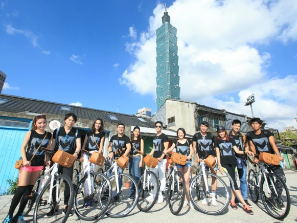 人美心也美的小S、吳建豪攜手MCM一〝騎〞作公益