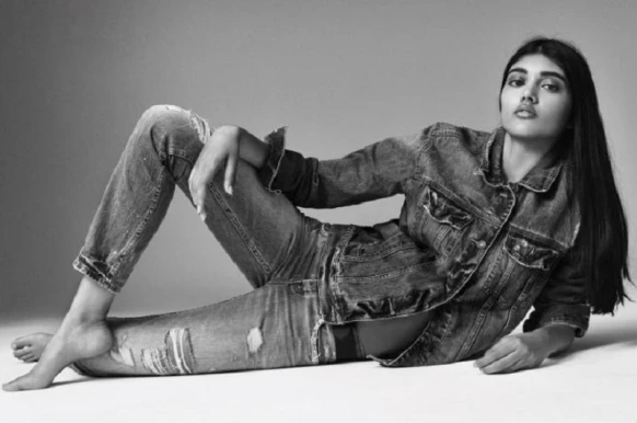 衣服一件件穿回來！A&amp;F 新面孔展現新形象