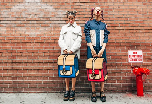 引頸期盼的《Traveler 旅行者》包款強勢回歸！JumpFromPaper 冬季城市漫遊系列 帶你大鬧紐約街頭