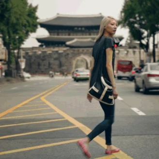 CHANEL 2016 Cruise 渡假系列隨著金髮超模Soo Joo Park進入首爾及紐約遨遊