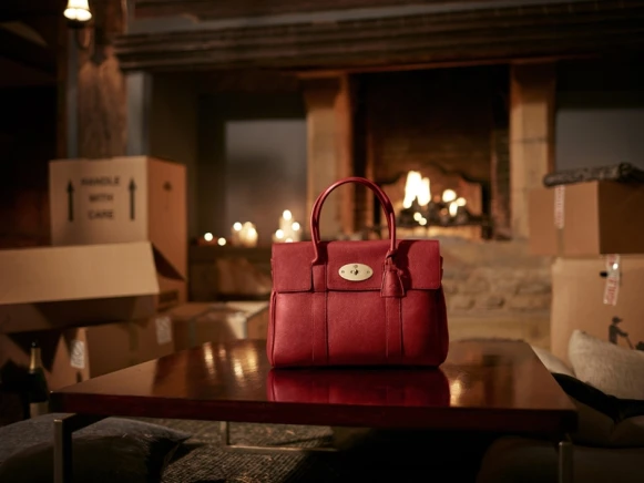 Mulberry推出耶誕影片要送你耶誕獻禮Mulberry包包