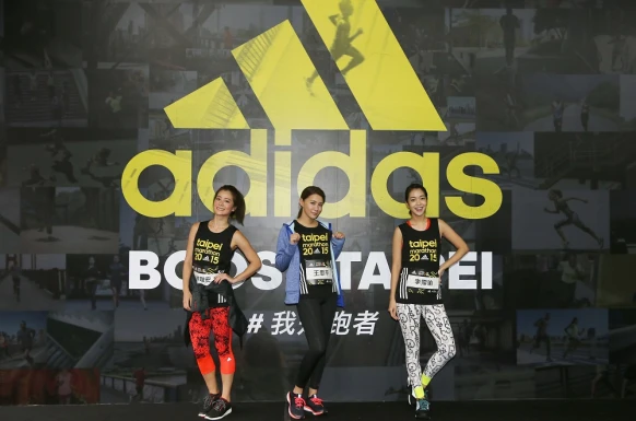 時髦亮眼的adigirls活力領軍，展開臺北馬拉松倒數Morning Run！