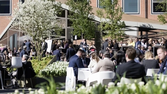 【編輯帶路】Baselworld 2016鐘錶展 亮點趨勢速報（3）