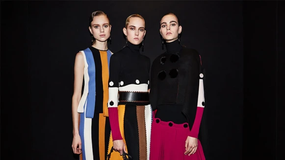 【米蘭時裝週】用繽紛彩虹謝幕！創意總監Massimiliano Giornetti驚傳離開Salvatore Ferragamo