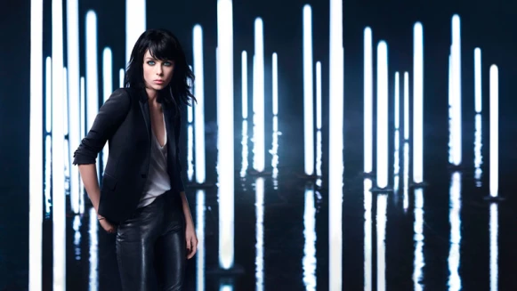 小心聞了會上癮！YSL黑鴉片香水夜幕版 要來占領你的心