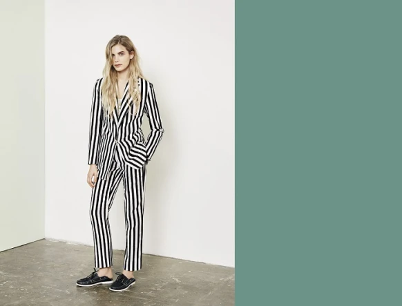 TOPSHOP UNIQUE 充滿清爽的第一季盛夏系列!!