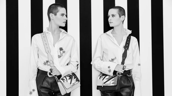 雙胞胎模特兒完美演繹搖滾精神！TOD'S Double T系列