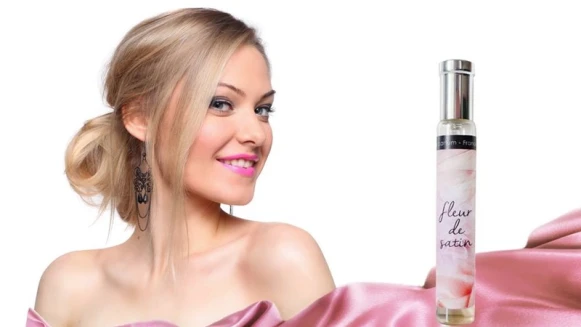 舞出春夏浪漫小女人 adopt’香水的夏日氣息！