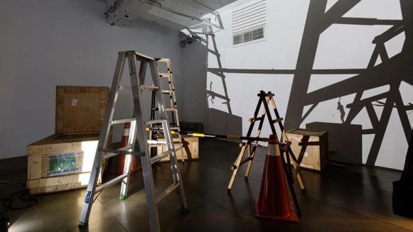 双方藝廊《日日湯瑪森》—重塑無用之物，喚醒另種感知