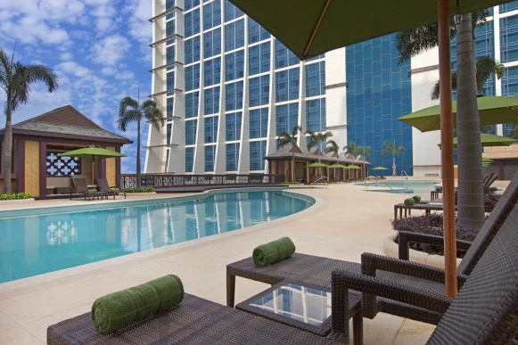 春遊澳門行程一站全包，輕鬆入住喜來登大酒店！