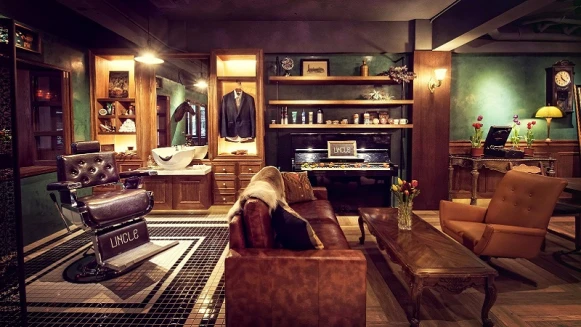 來場老派英倫約會？【UNCLE 廚棧】結合餐酒館與髮廊的超時髦空間～