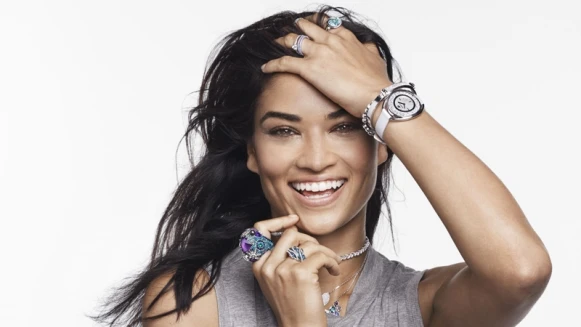 告訴你怎麼搭！施華洛世奇與紐約時尚部落客一同打造雙手的華麗派對！