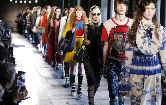 Gucci早春瘋玩倫敦西敏寺！孔孝真也來當時髦書呆子