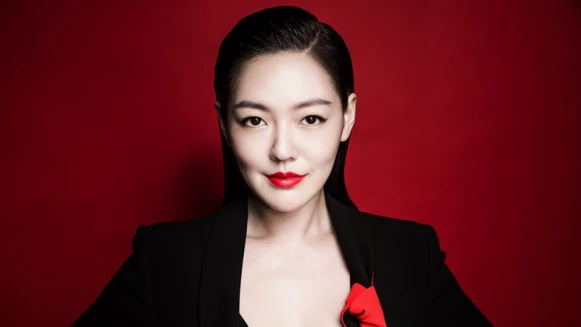 小S：「我的化妝包裡少了______會非常恐慌！」