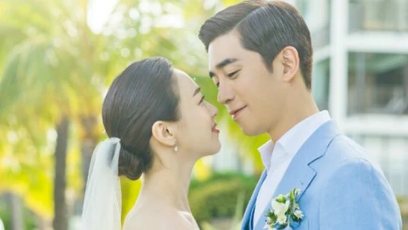 眼神藏不住的愛意!《來自星星的你》申成祿夏威夷婚照超唯美