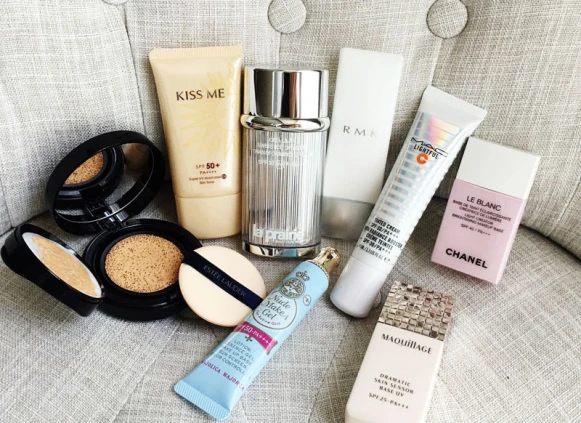 防曬品不只要選防「曬傷」、還要選能防「曬老」的才聰明！