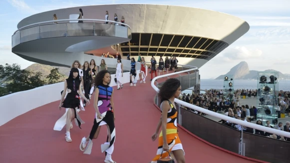 趕搭奧運列車！Louis Vuitton 早春系列前進里約飛碟辦秀