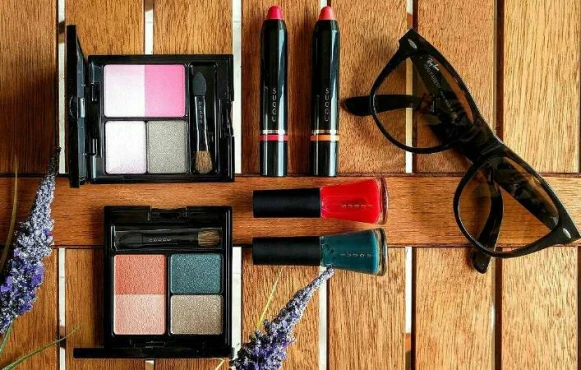 美翻了～Suqqu秋冬彩妝 搞定你的顏值氣場