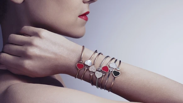 愛心、親吻… 閃亮亮的幸福系珠寶！