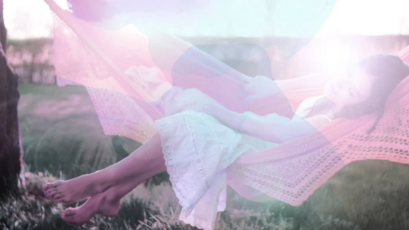 疲累還是難入眠！4款助眠法寶讓你一覺到天亮好舒壓