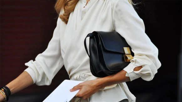 經典也能量身訂製！潮模、女星們人手一個的CÉLINE Classic包