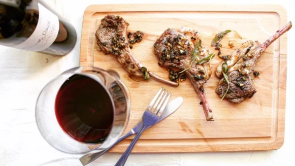 【姊弟煮廚週末上菜】零騷味香煎羊排