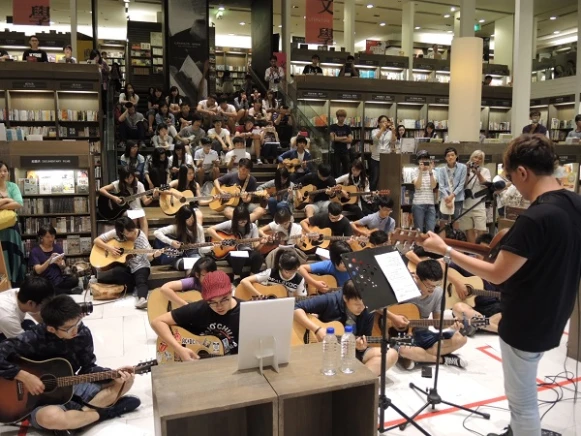 百人吉他彈唱 滅火器領軍誠品屏東店8/27登場
