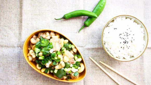 【姊弟煮廚週末上菜】香爆腰果雞丁