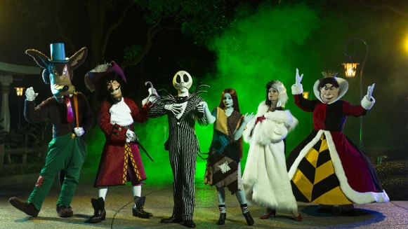 萬聖節這樣玩！香港迪士尼樂園惡人鬼屋大體驗