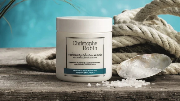 保養頭髮前先照顧好頭皮健康！10/10 Apothecary神手帶你看見細微髮根秘密